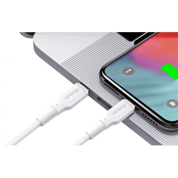 Cablu pentru incarcare si transfer date Mcdodo CA-7290, USB-C la Lightning, 3A, 480 Mbps, 1.2m Alb